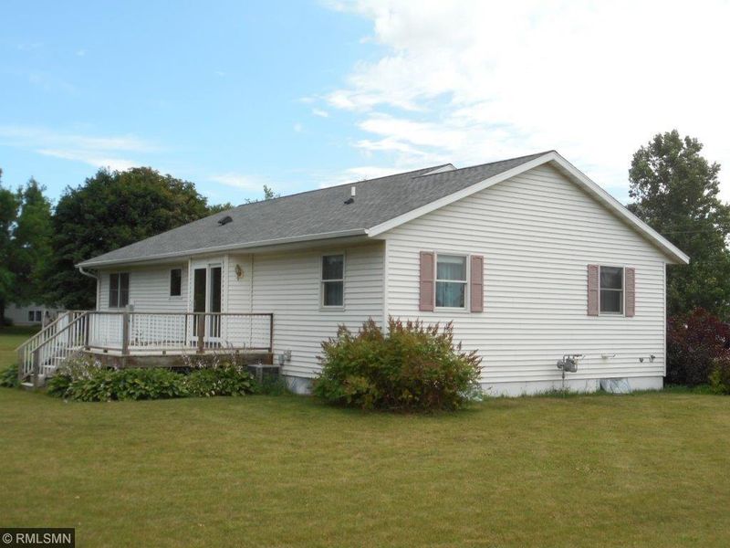 950 3rd St SW, Clear Lake, WI 54005