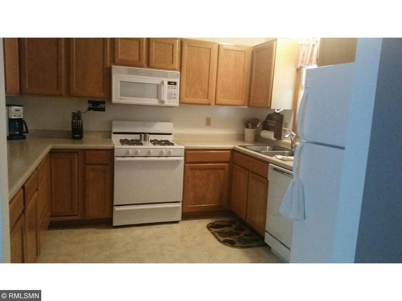 818 Park St, Saint Paul, MN 55117