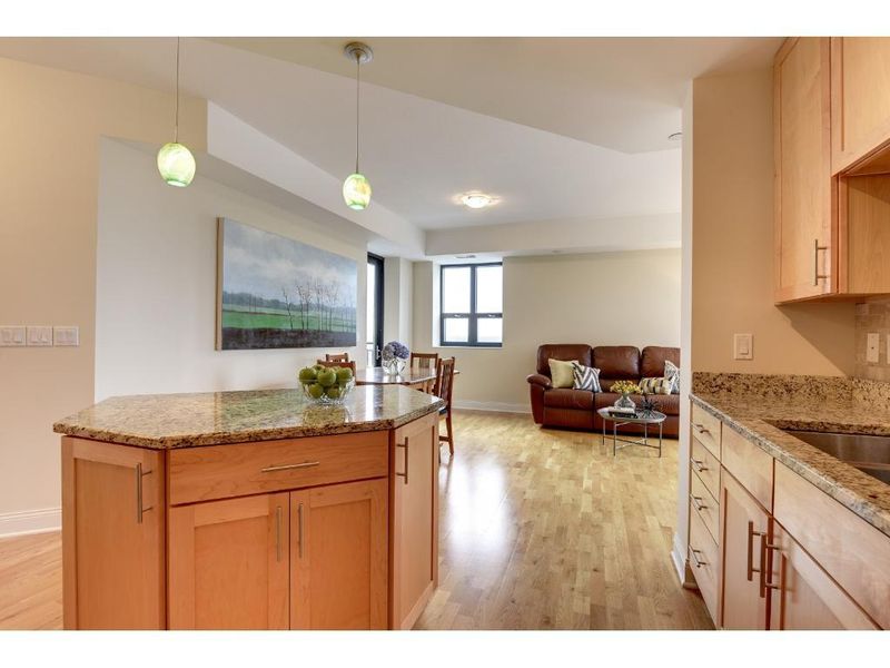 100 3rd Ave S #2204, Minneapolis, MN 55401