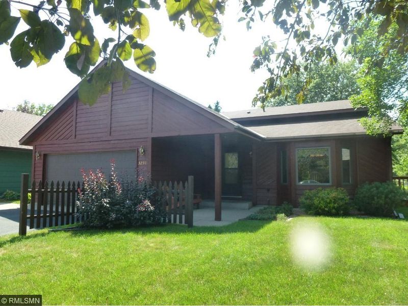 3231 Marlin Ave, Vadnais Heights, MN 55127
