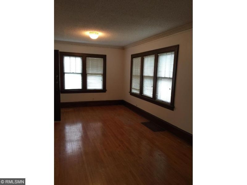 4136 Oakland Ave, Minneapolis, MN 55407