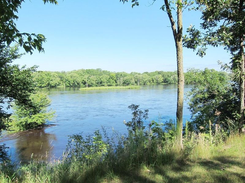 22791 Haven Rd, Little Falls, MN 56345