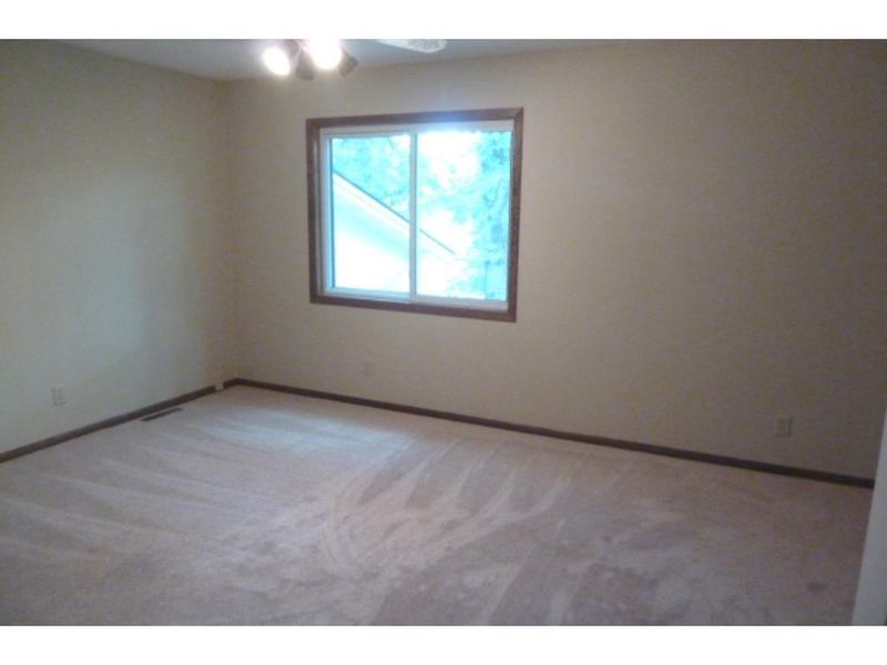 1004 120th Ave NW, Coon Rapids, MN 55448