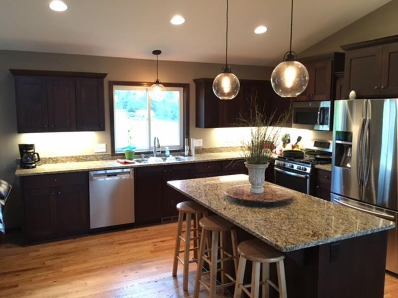 807 Wencel Ave NE, New Prague, MN 56071