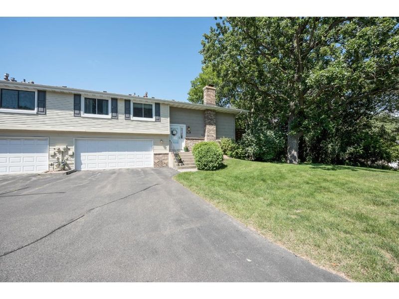 9631 Ensign Cir, Bloomington, MN 55438