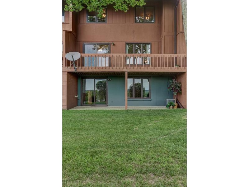 567 Locust St S, Prescott, WI 54021