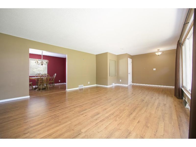 6926 Blaisdell Ave S, Richfield, MN 55423