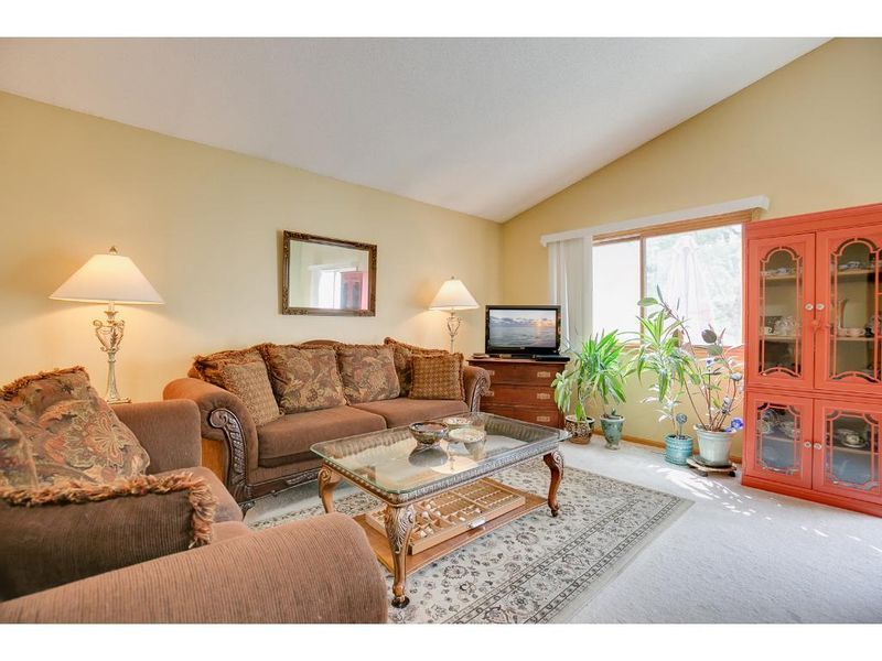 13842 84th Pl N, Maple Grove, MN 55369