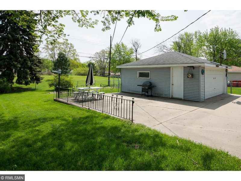 8207 Aldrich Ave S, Bloomington, MN 55420