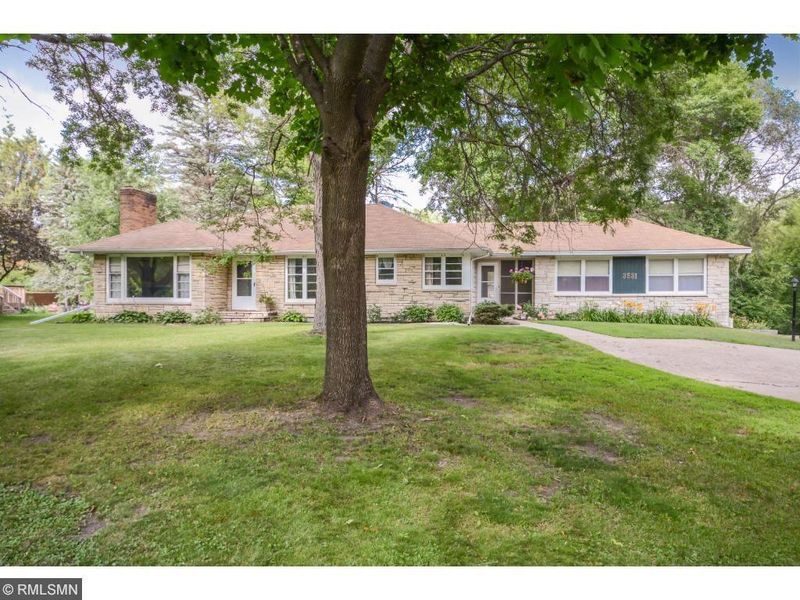 3531 Shady Oak Rd, Minnetonka, MN 55305