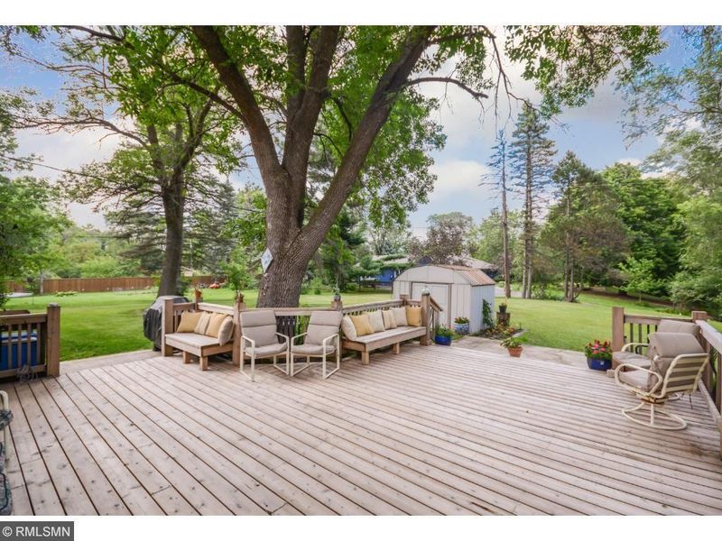 3531 Shady Oak Rd, Minnetonka, MN 55305