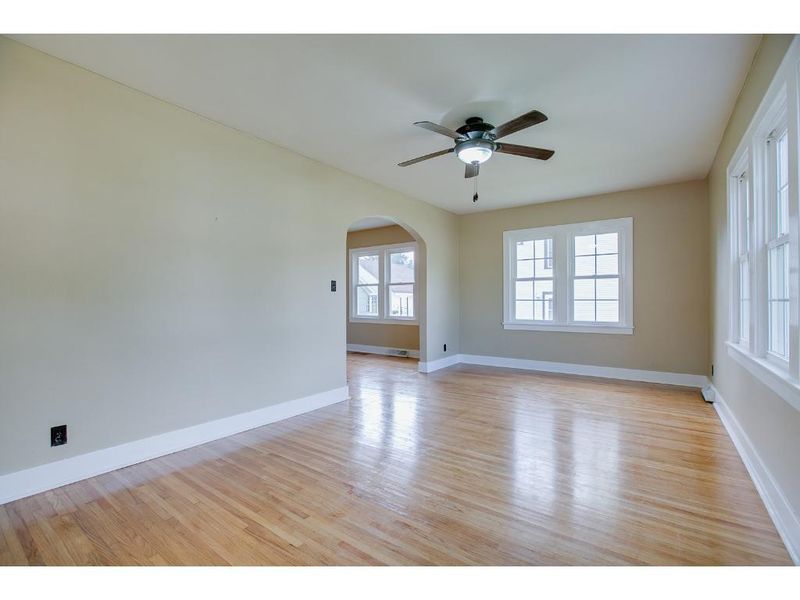 224 S Plum St, Ellsworth, WI 54011