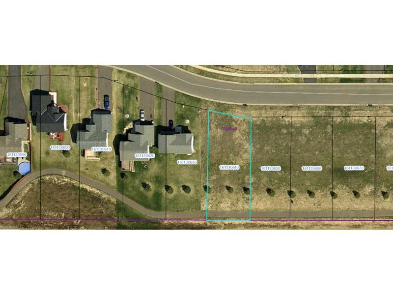 1007 Wendover St NE, Isanti, MN 55040