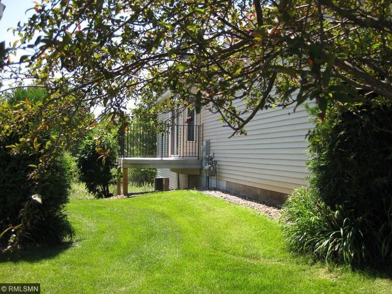 941 45th Ave NE, Saint Cloud, MN 56304