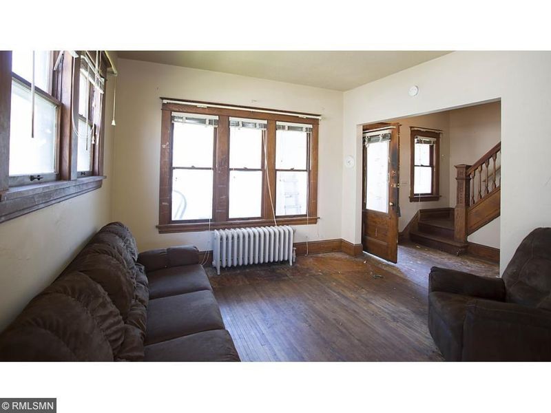 963 Carroll Ave, Saint Paul, MN 55104