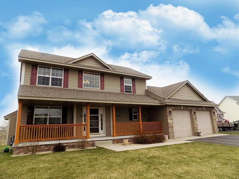 18949 Earl Rd, Big Lake, MN 55309