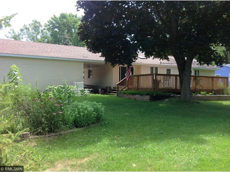 7733 Sierra Pw, Brooklyn Park, MN 55444