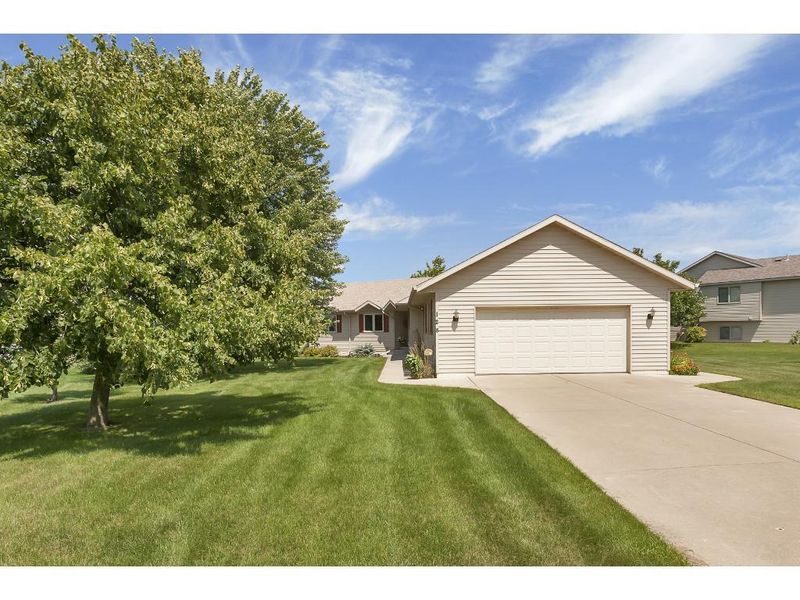 128 12th Ave SE, Saint Joseph, MN 56374