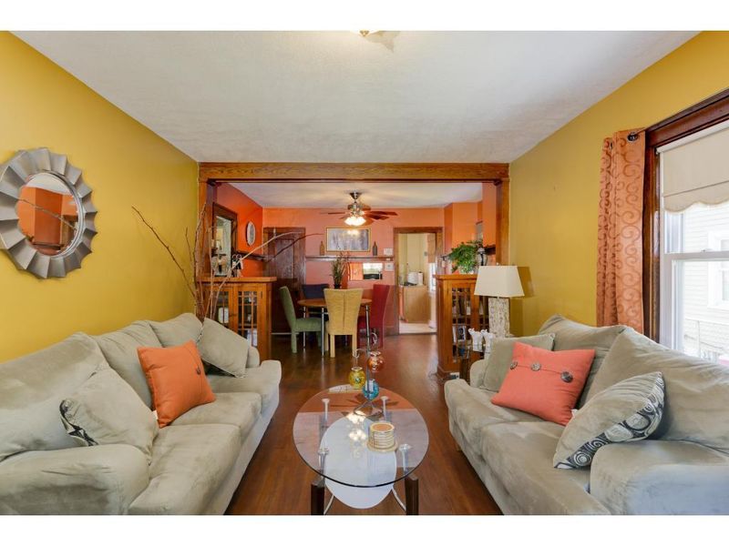 1630 Thomas Ave N, Minneapolis, MN 55411
