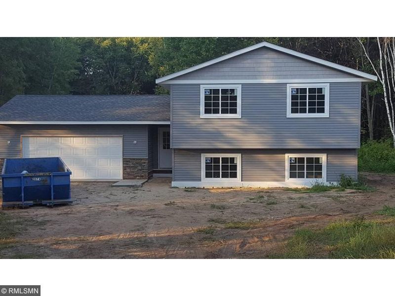 20900 336 St #L2 B1, Taylors Falls, MN 55084