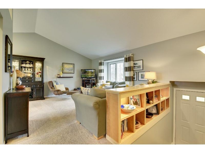 9420 71st Bay, Cottage Grove, MN 55016