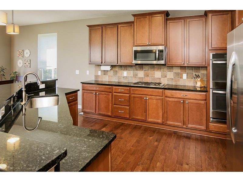 17781 Sunray Blvd SW, Prior Lake, MN 55372