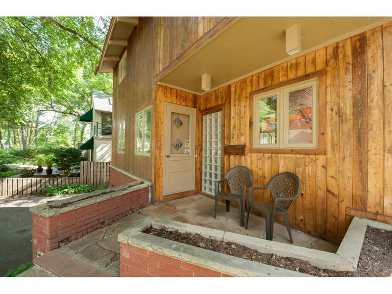 21 Washburn Ave S, Minneapolis, MN 55405