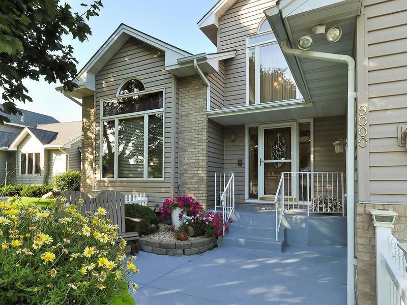 9000 Trinity Gardens, Brooklyn Park, MN 55443