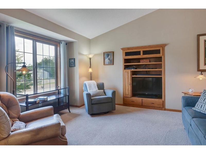 503 5th St N, Sartell, MN 56377