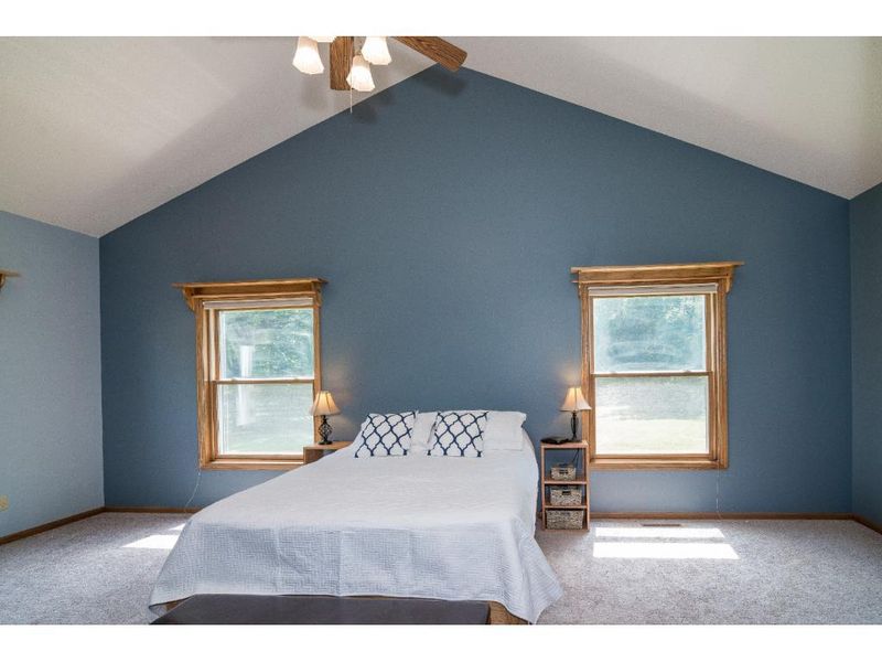7225 Maplewood Rd, Cologne, MN 55322