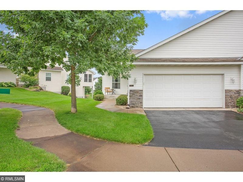 11675 Alpine Dr, Monticello, MN 55362