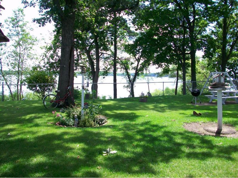 14042 Linden Tree Rd, Grasston, MN 55030
