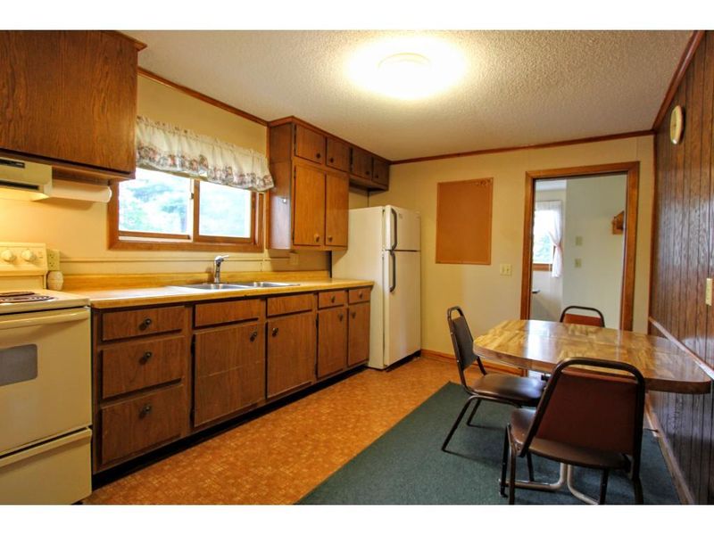 103 Park Ave W, Backus, MN 56435