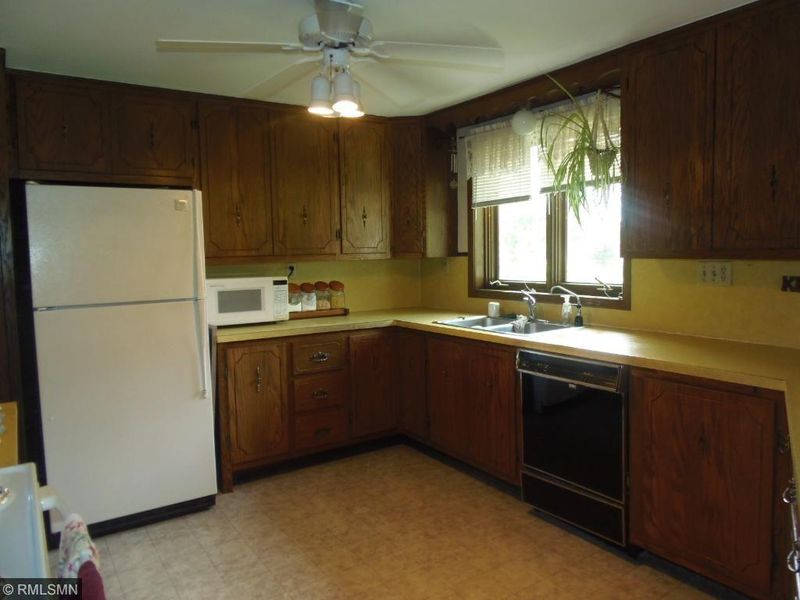 309 Central Ave S, Eagle Bend, MN 56446