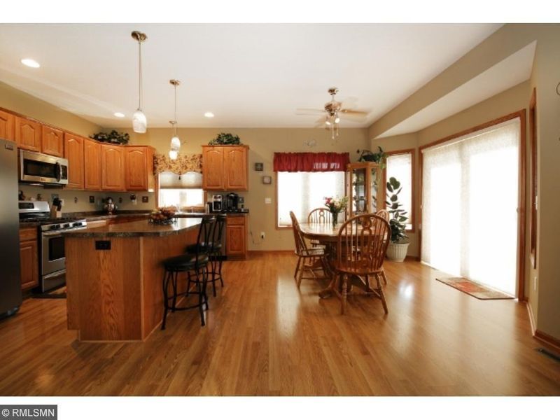 1465 Fox Meadow Dr, Delano, MN 55328
