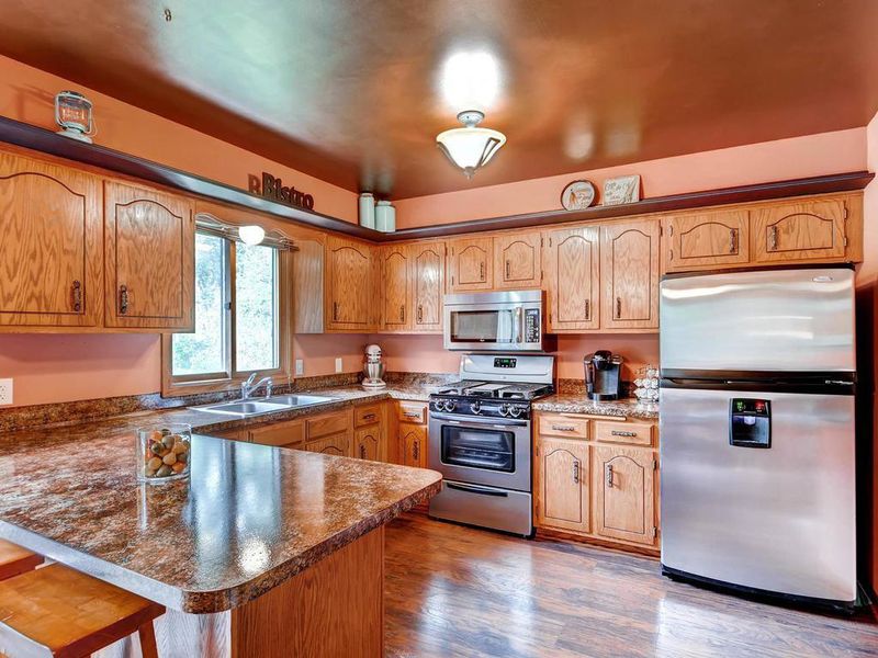 10595 96th Ave N, Maple Grove, MN 55369