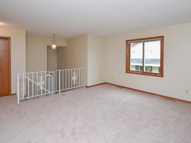7408 Vinewood Ln N, Maple Grove, MN 55311
