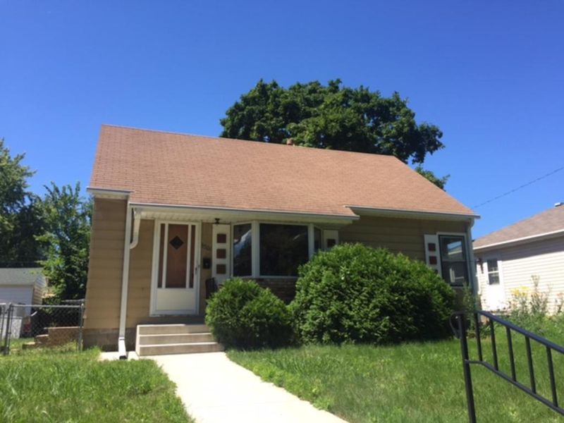 3526 Taylor St NE, Minneapolis, MN 55418