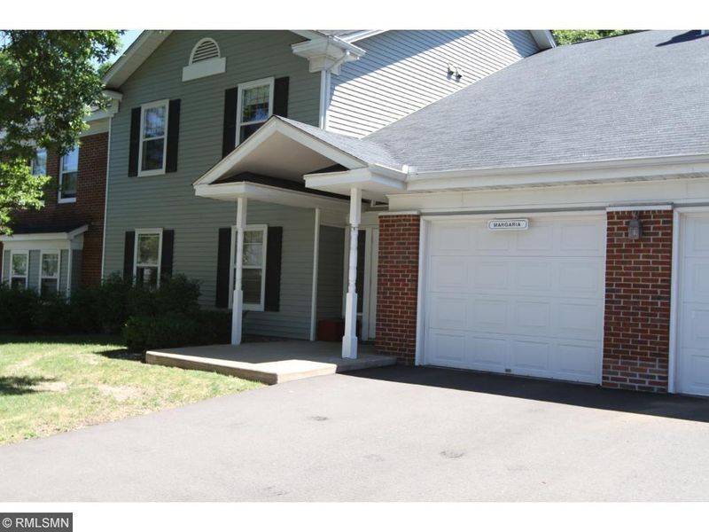717 Larpenteur Ave E #717F, Maplewood, MN 55117