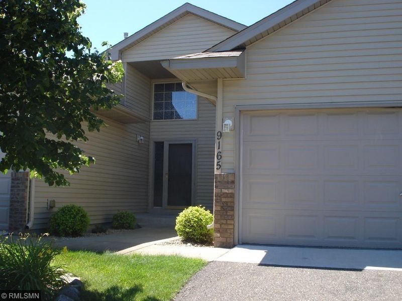 9165 Orchard Ln, Monticello, MN 55362