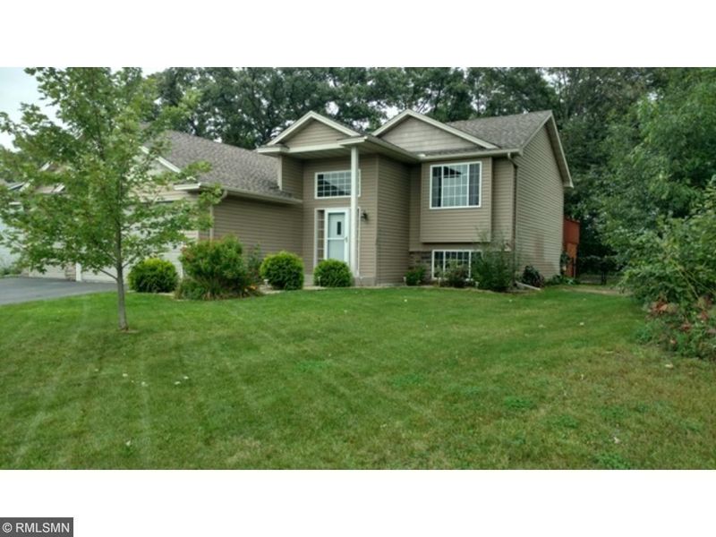 26351 22nd St W, Zimmerman, MN 55398