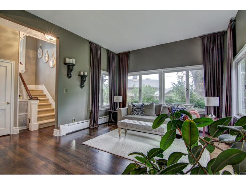 1220 Broadway St N, Stillwater, MN 55082