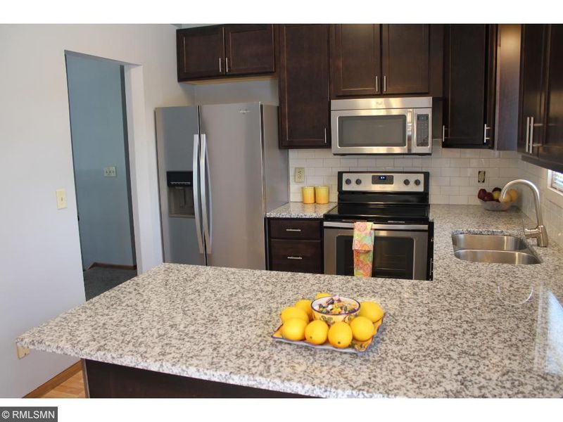 9179 79th St S, Cottage Grove, MN 55016