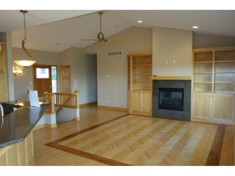5122 30th St W, Webster, MN 55088