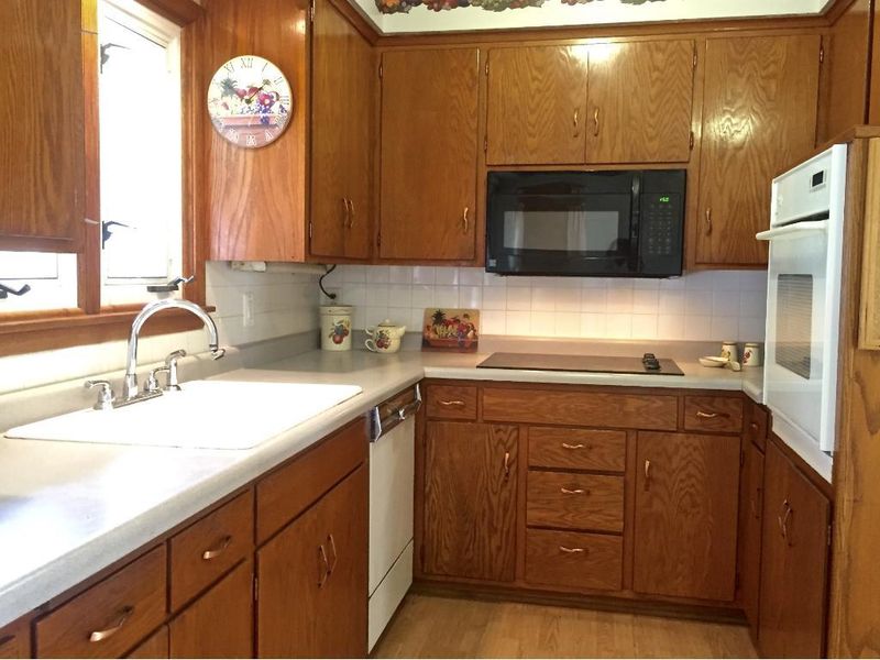 17 Logan Ave W, West Saint Paul, MN 55118