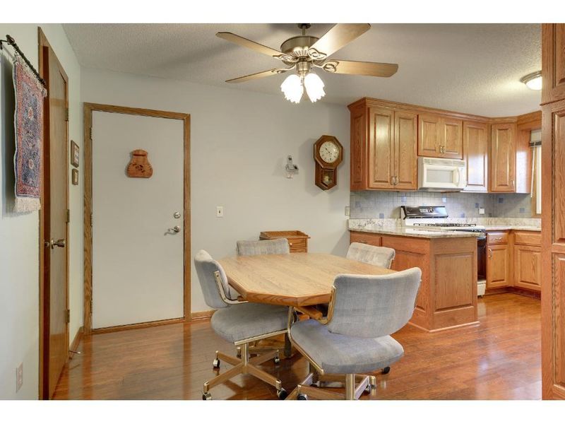 11144 Drake St NW, Coon Rapids, MN 55433