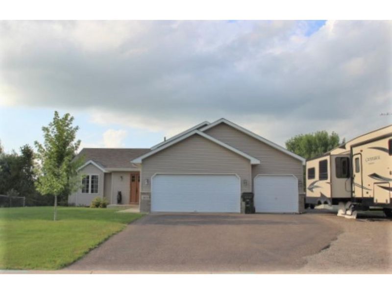 309 Ash St E, Annandale, MN 55302