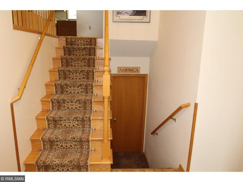 1121 Summit Way, Sauk Rapids, MN 56379