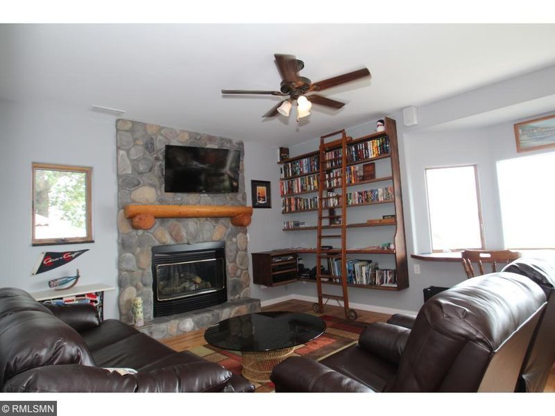 18633 Langly Ct N, Marine On Saint Croix, MN 55047