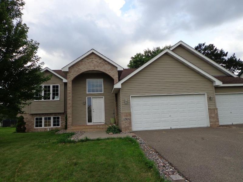 12924 7th Ave S, Zimmerman, MN 55398